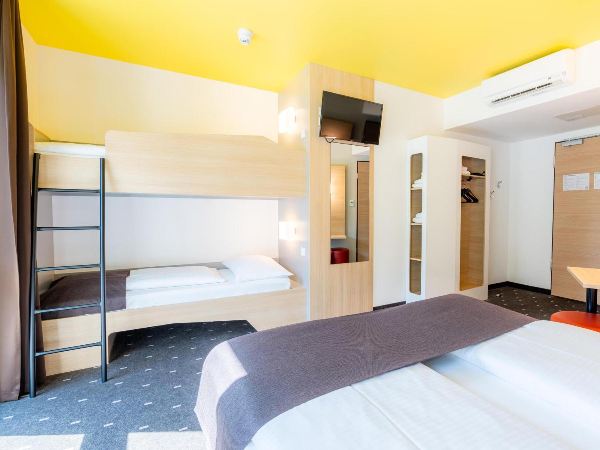 B&B Hotel Stuttgart-Zuffenhausen 외부 사진