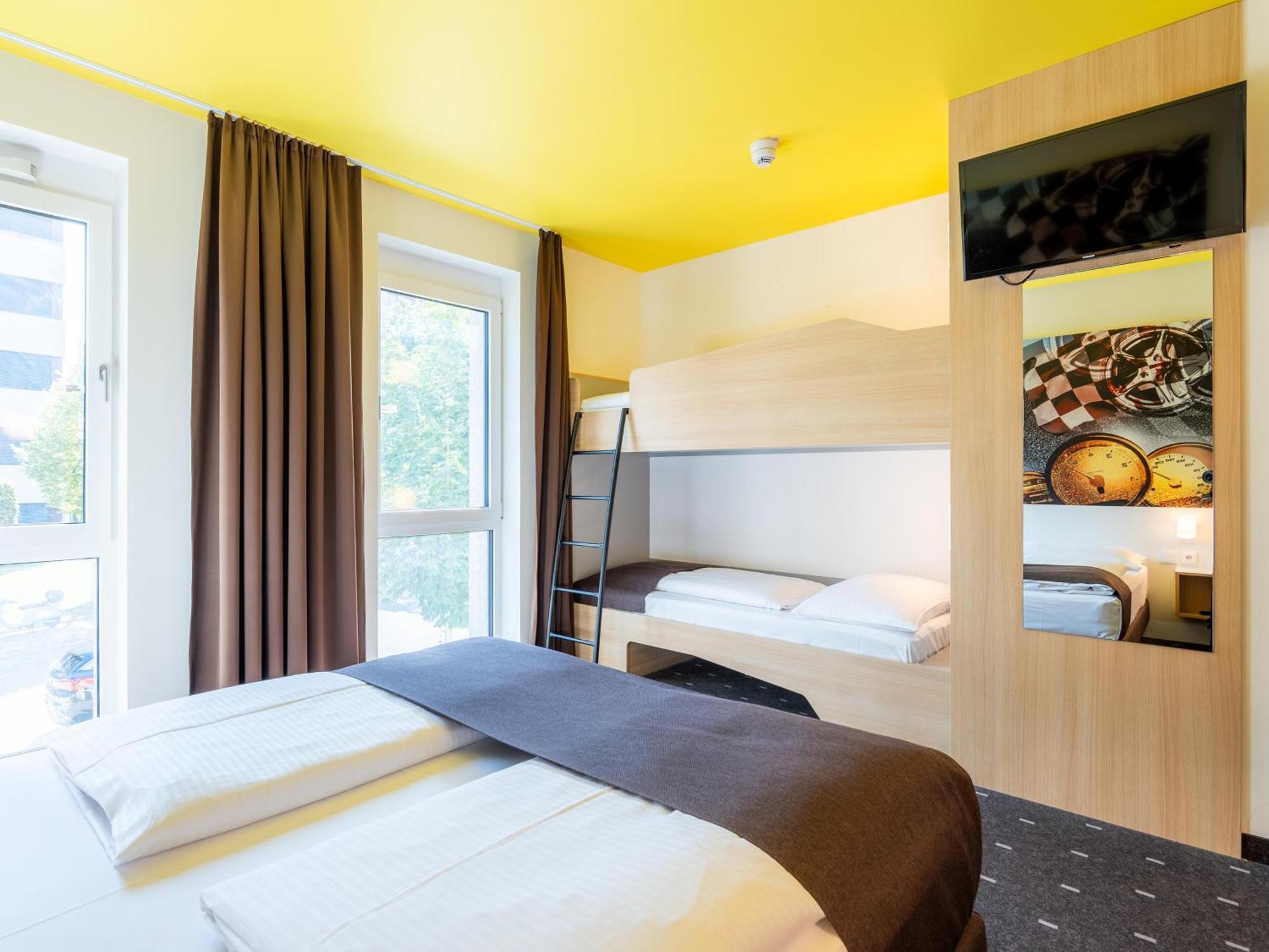 B&B Hotel Stuttgart-Zuffenhausen 외부 사진