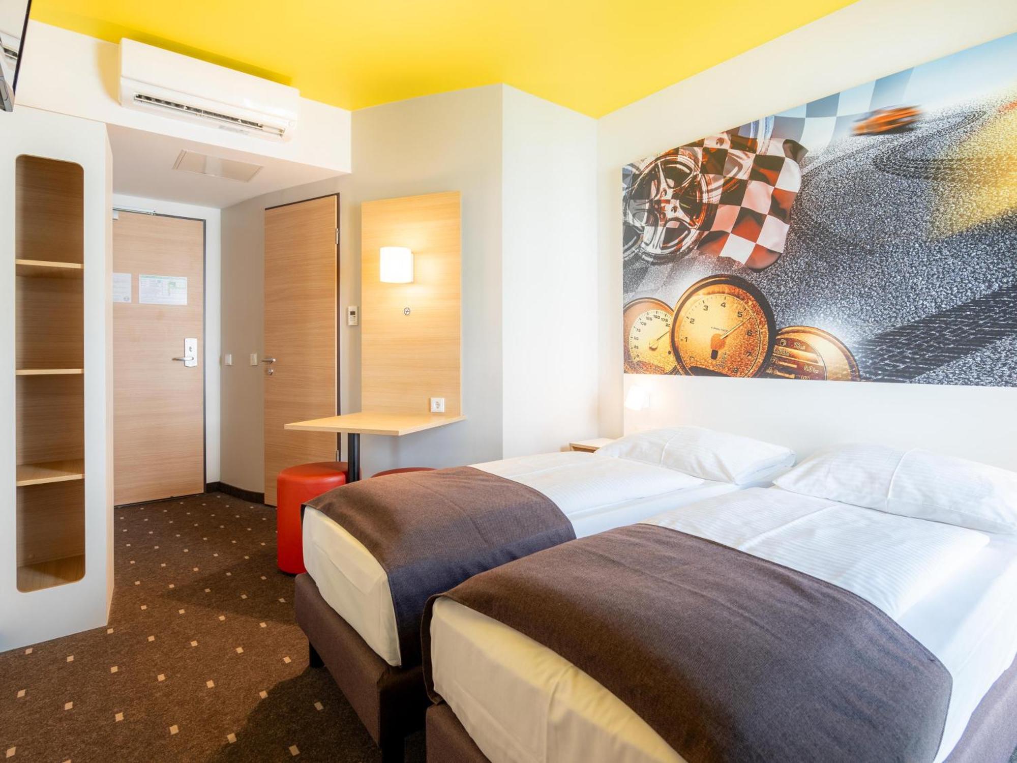 B&B Hotel Stuttgart-Zuffenhausen 외부 사진