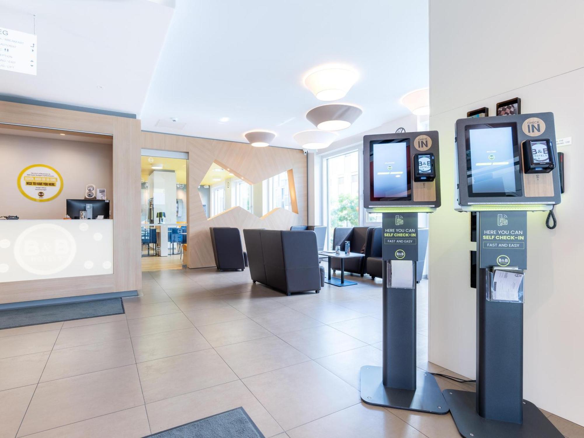 B&B Hotel Stuttgart-Zuffenhausen 외부 사진
