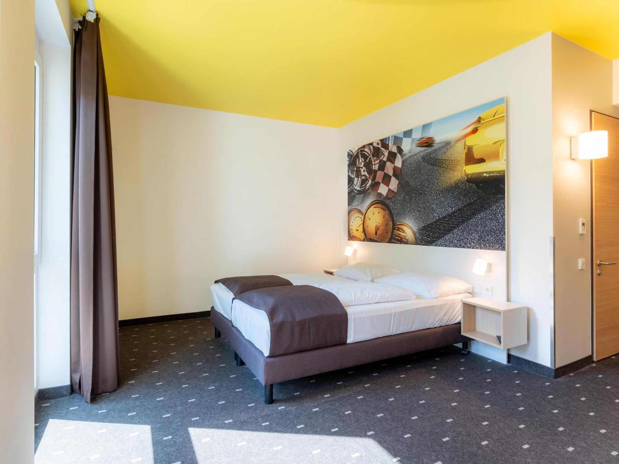 B&B Hotel Stuttgart-Zuffenhausen 외부 사진